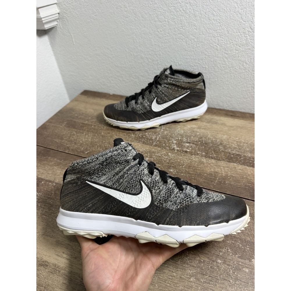 Nike Flyknit Chukka Golf Shoes 819009-001 "Oreo" Black Grey Size US 11 Sneakers